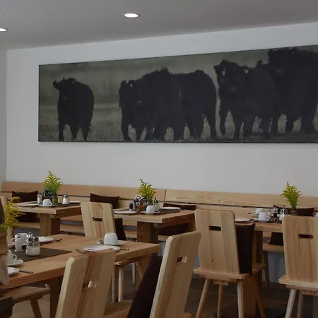 호텔 Beim Rinderwirt 3*